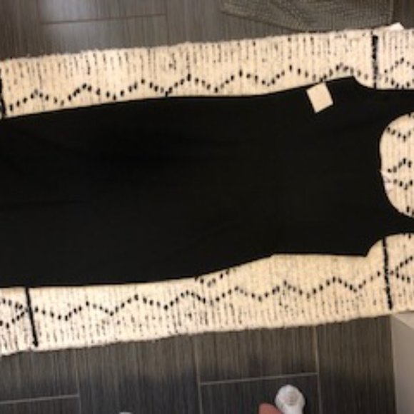 Dress the Population LBD - Picture 2 of 2